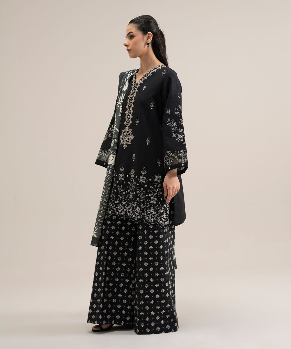 Women's Unstitched Basic Khaddar Embroidered Black 3 Piece Suit