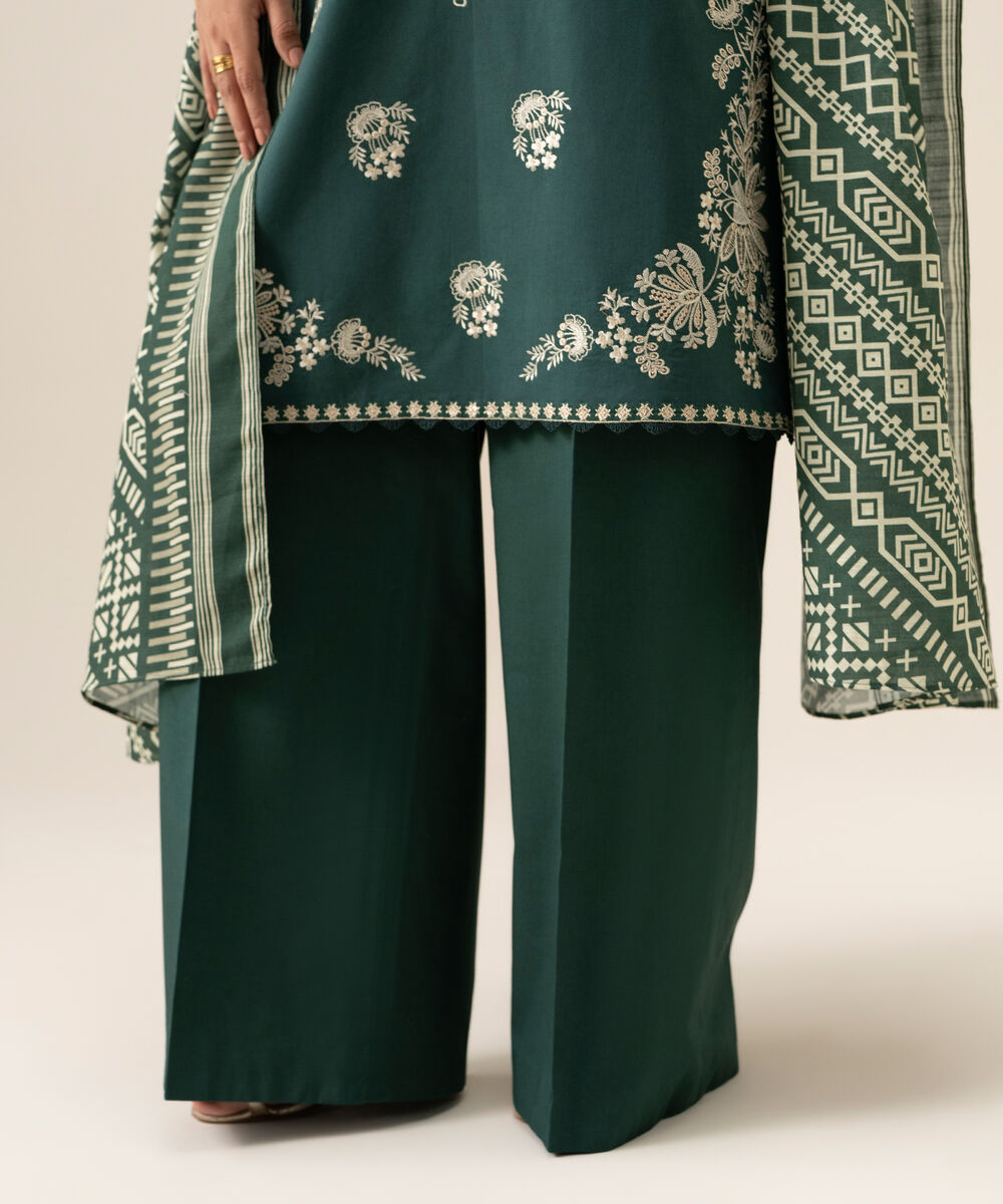Women's Unstitched Lawn Embroidered Green 3 Piece Suit