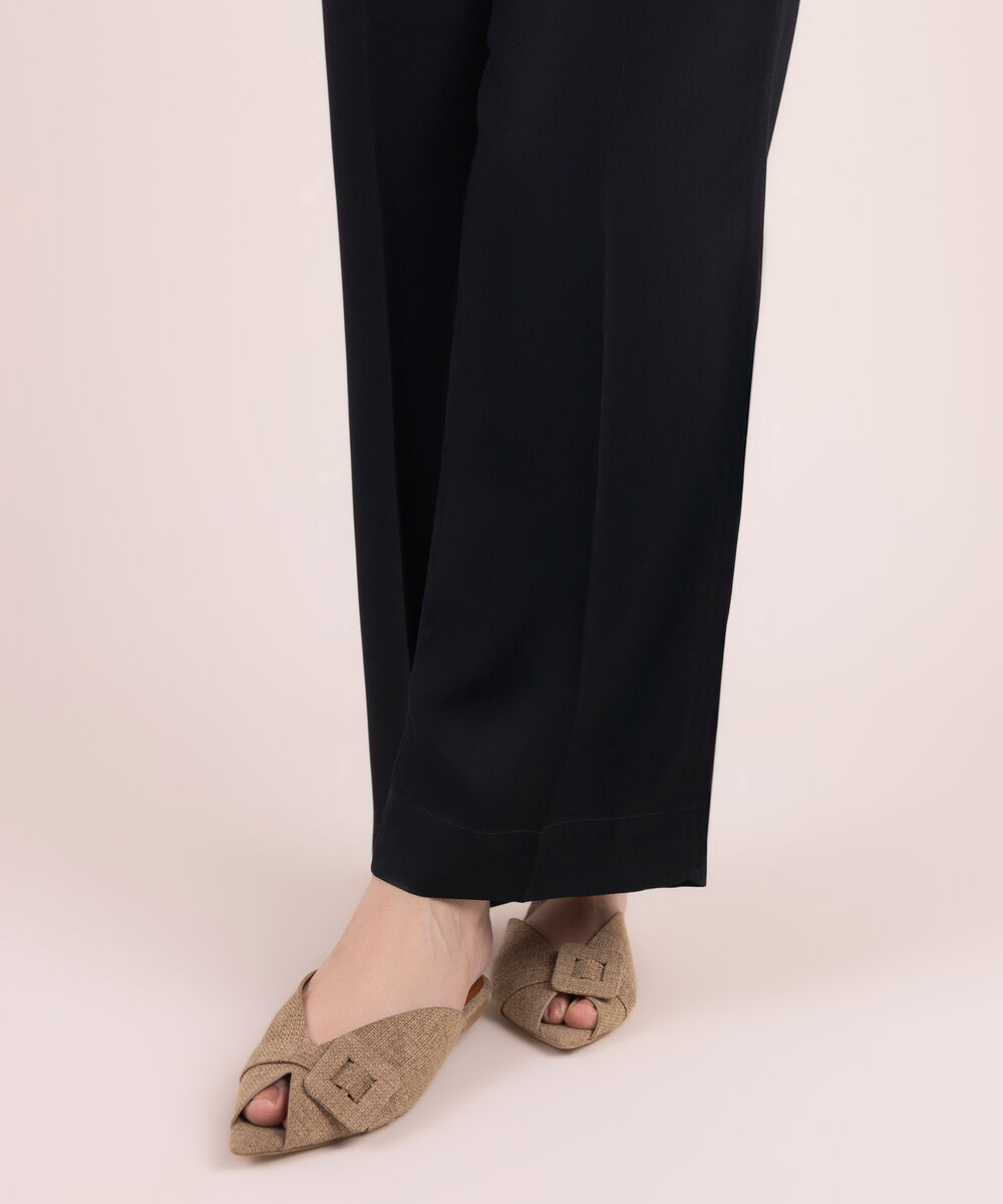 Women's RTW Linen Viscose Solid Black Culottes