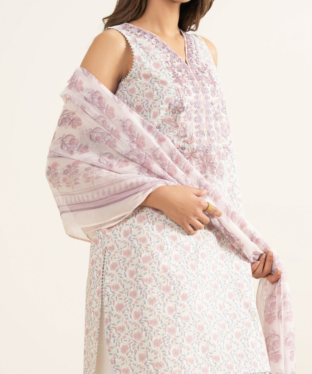 Women's Unstitched Lawn Embroidered Pink 3 Piece Suit