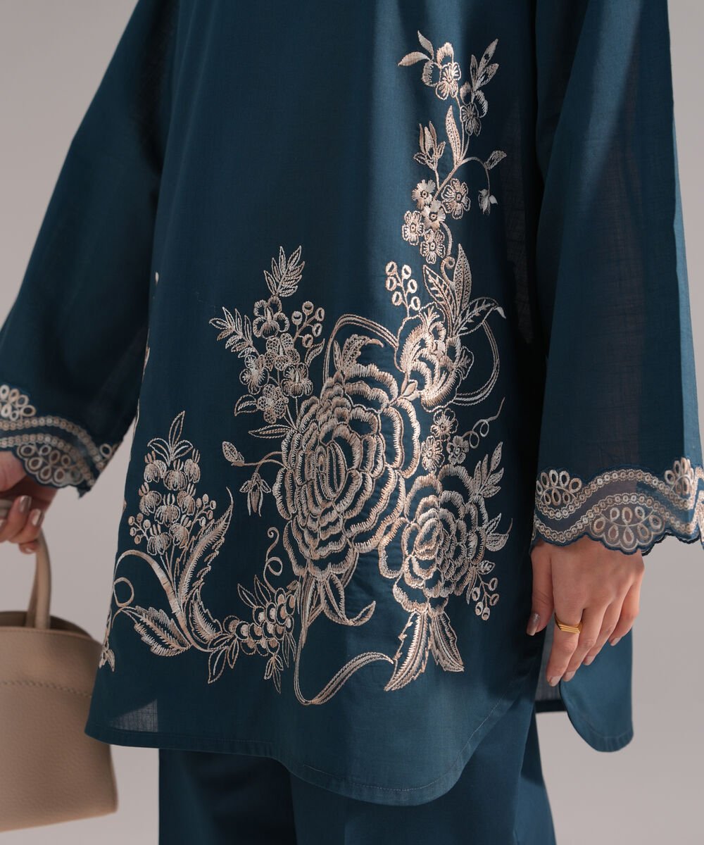 Women's RTW Crosshatch Embroidered Teal Straight Shirt