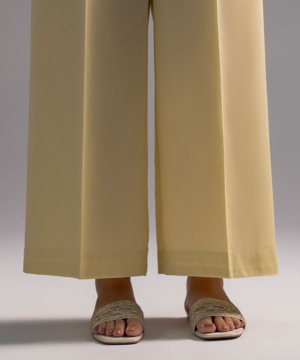 Women's RTW Cambric Solid Pale Yellow Culottes