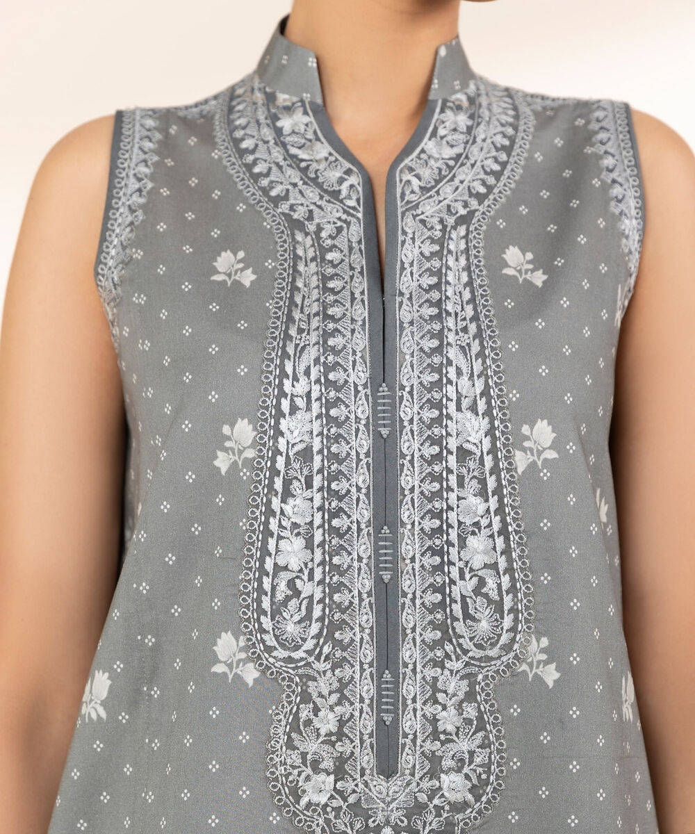 Women's Unstitched Lawn Embroidered Grey 2 Piece Suit