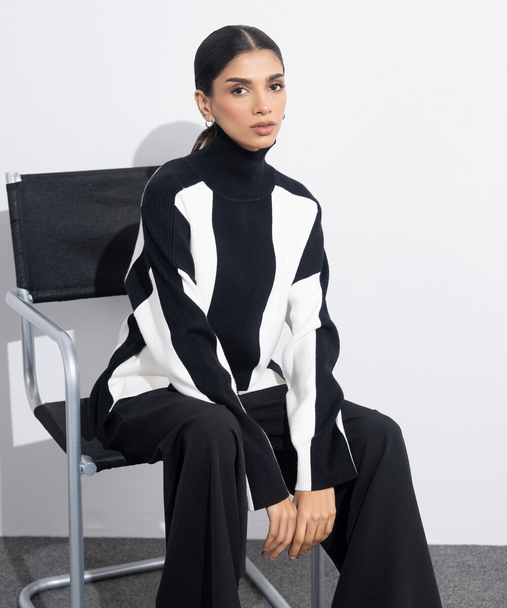 Women's Western Wear Black & White Contrast Ribbed Sweater