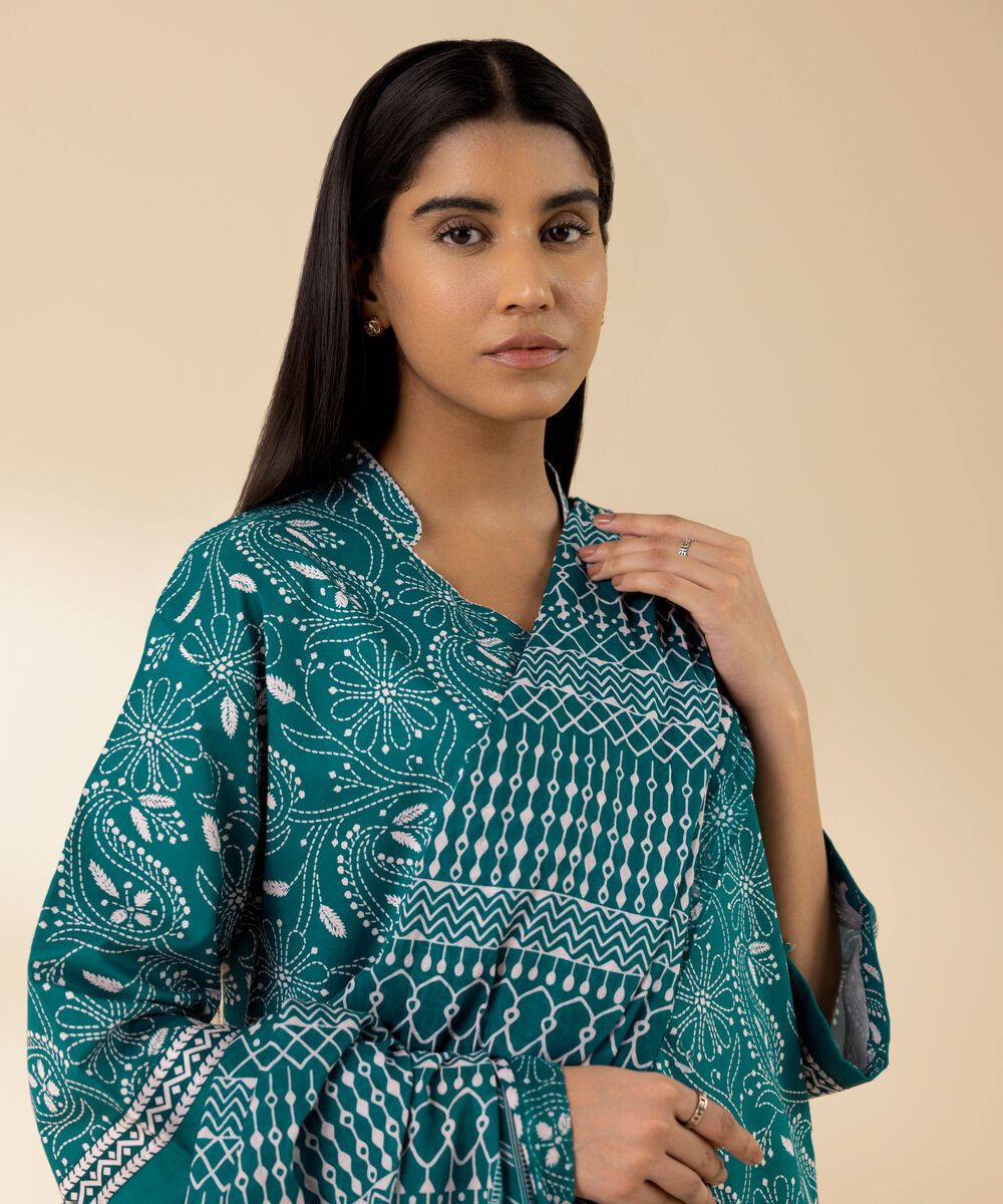 Women's Unstitched Lawn Printed Green 3 Piece Suit