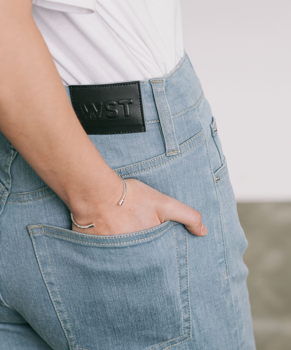 Women's Western Wear Blue High Rise Ankle Straight Jeans