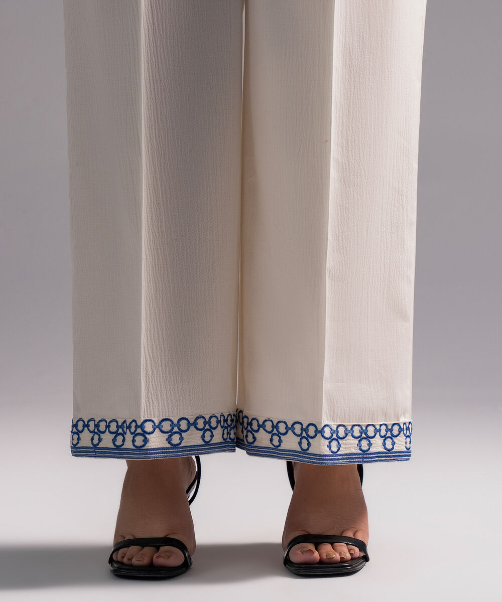 Women's RTW Seersucker Solid Off White Culottes