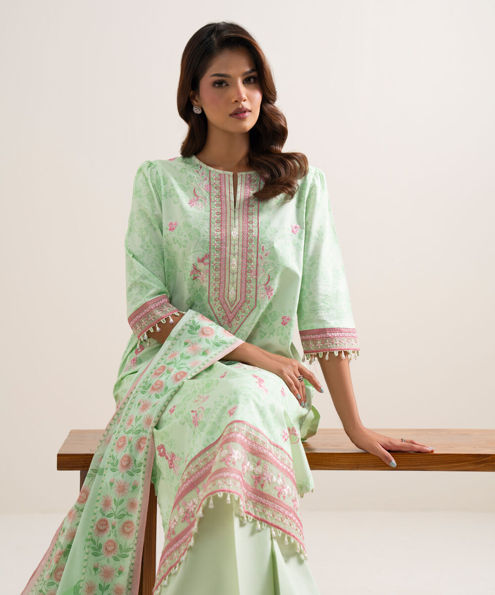 Women's Unstitched Lawn Embroidered Green 3 Piece Suit