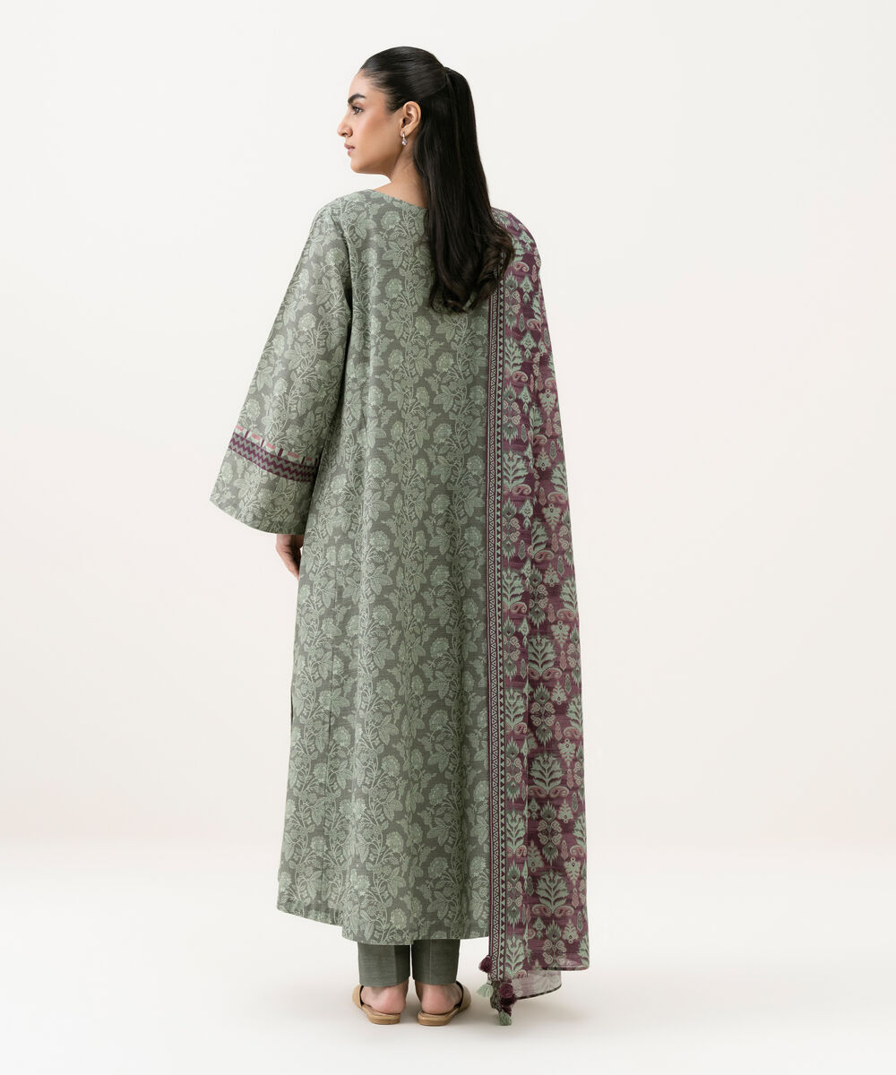 Women's Unstitched Khaddar Printed Grey 3 Piece Suit