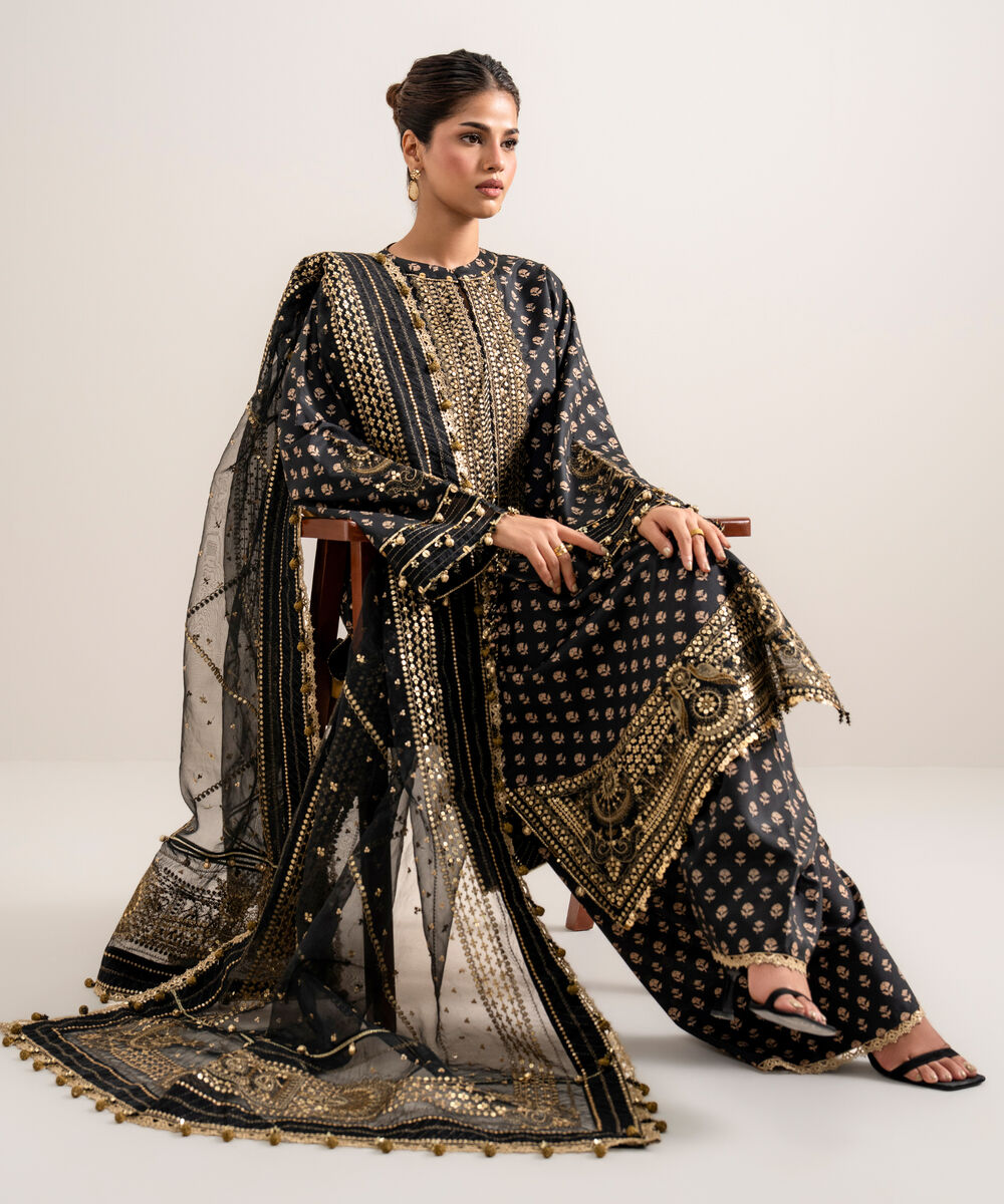 Women's Unstitched Printed Blended Grip Silk Black 3 Piece Suit