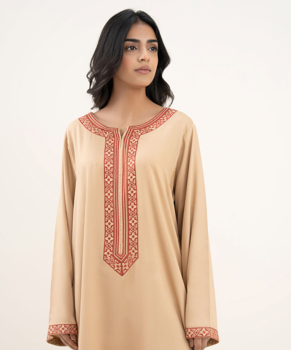 Women's RTW Bedford Embroidered Straight Beige Shirt