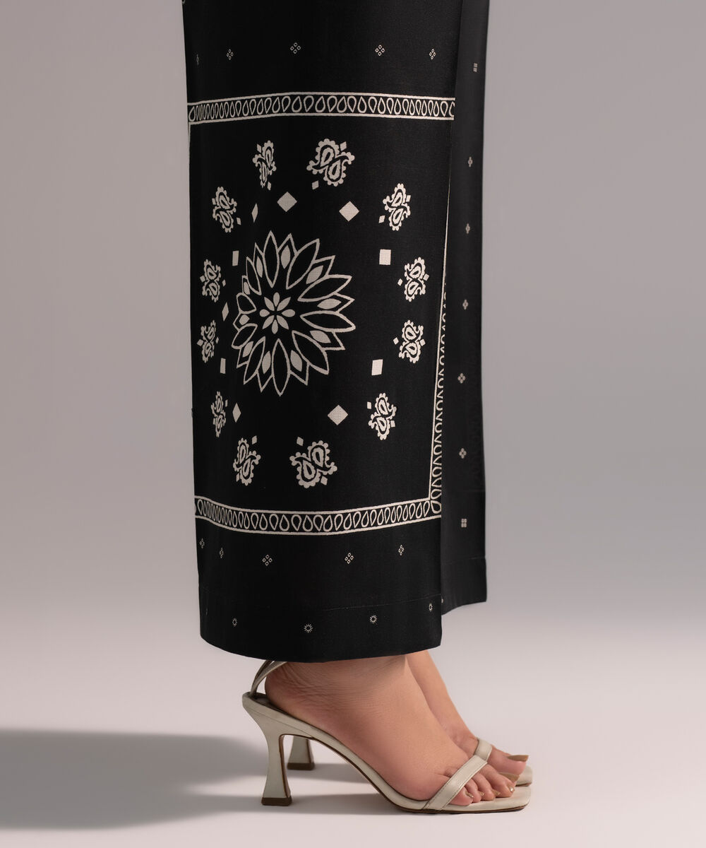Women's RTW Cambric Printed Black Culottes
