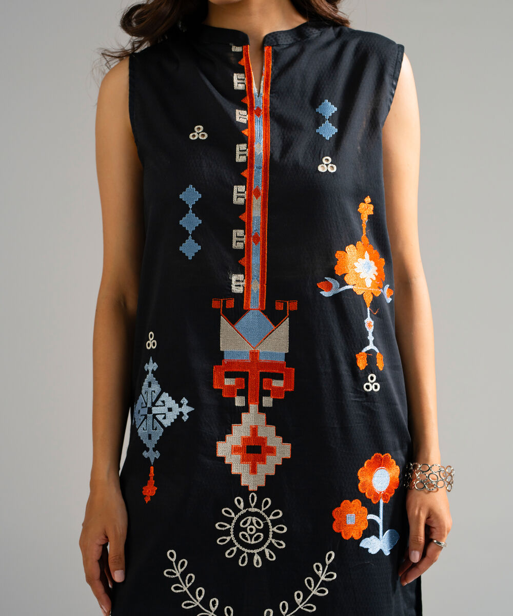 Women's RTW Dobby Embroidered Black Straight Shirt