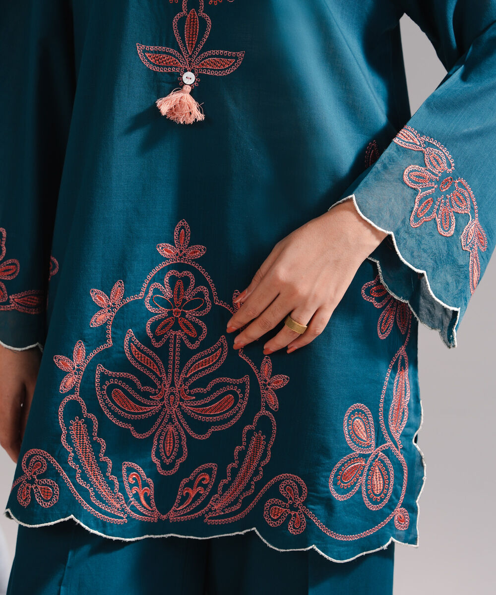 Women's RTW Cross Hatch Embroidered Teal Straight Shirt