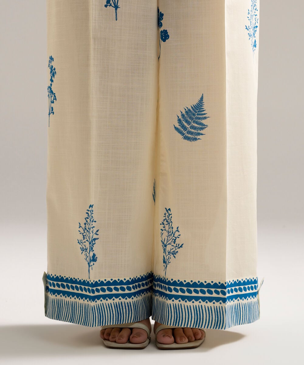 Women's RTW Cross Hatch Printed Off White Culottes