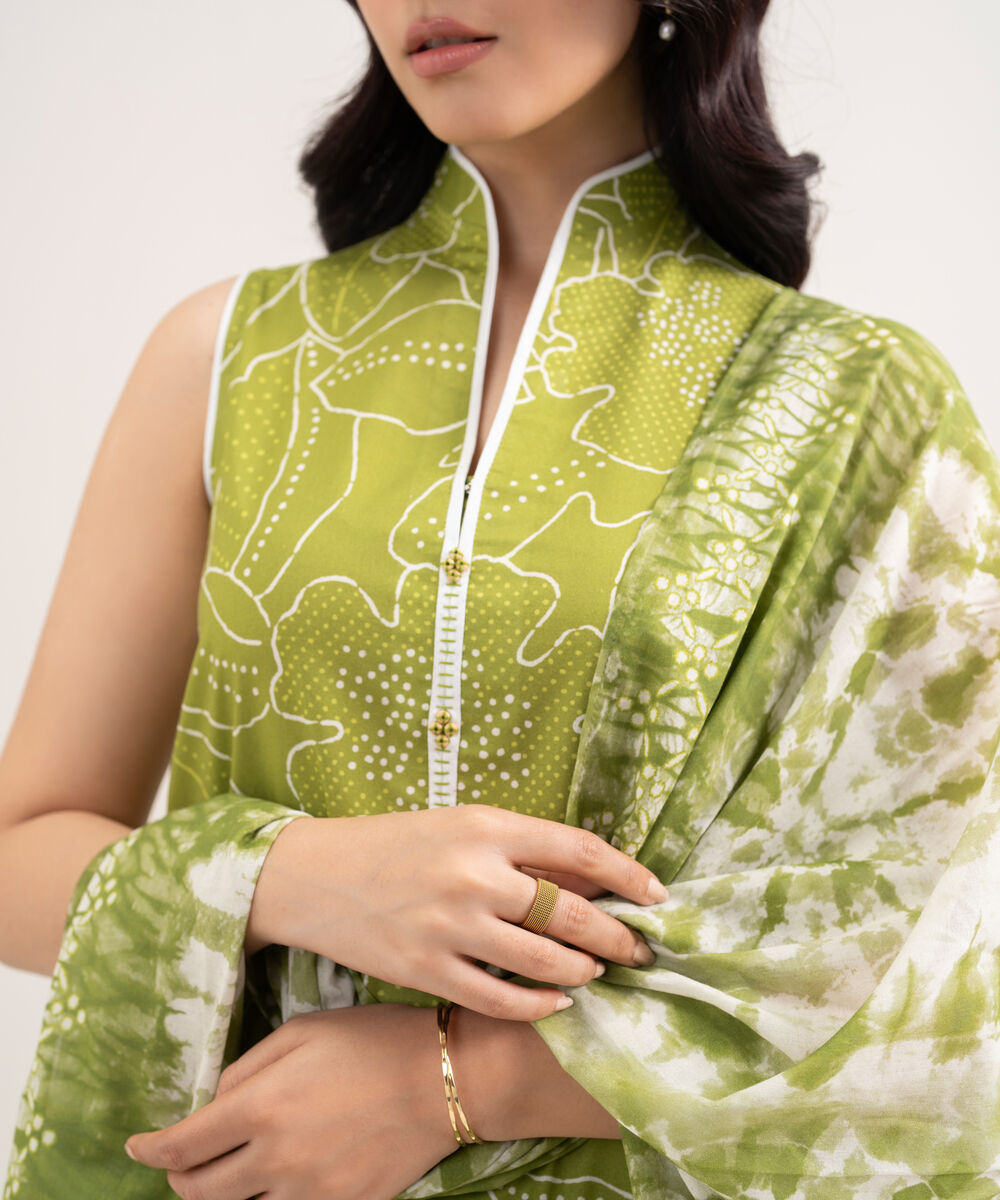 Women's Unstitched Lawn Printed Green 3 Piece Suit
