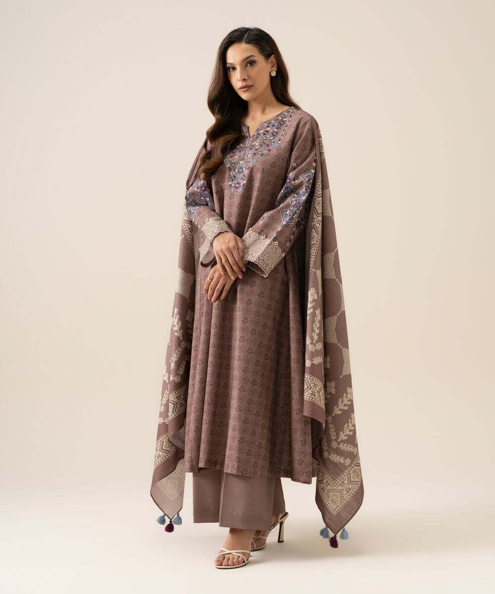 Women's Unstitched Light Khaddar Embroidered Tea Pink 3 Piece Suit