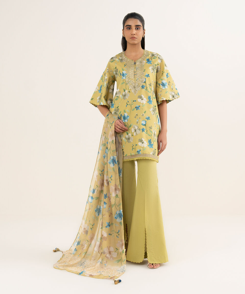 Women's Unstitched Lawn Embroidered Multi 3 Piece Suit