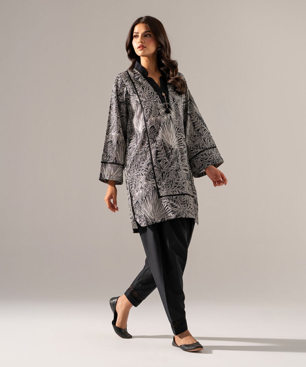 Women's RTW Cross Hatch Printed Black Straight Shirt