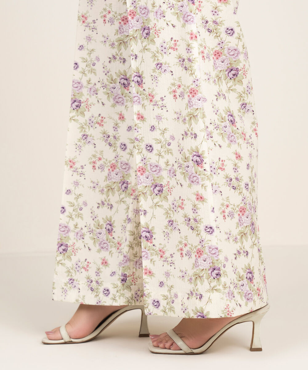 Women's RTW Seersucker Printed Off White Flared Pants