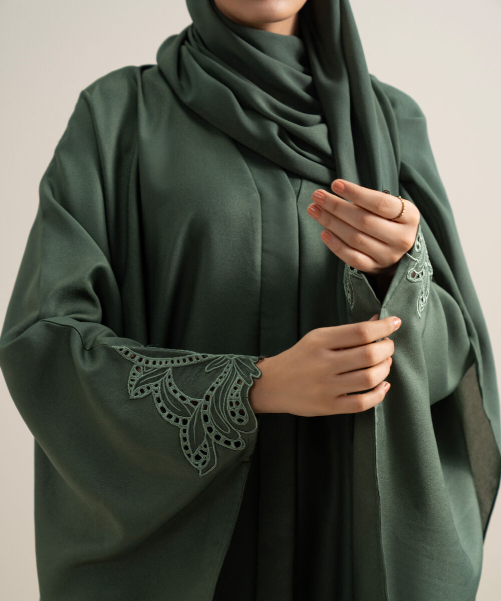 Women's Emerald Green Embroidered Kaftan Abaya Set