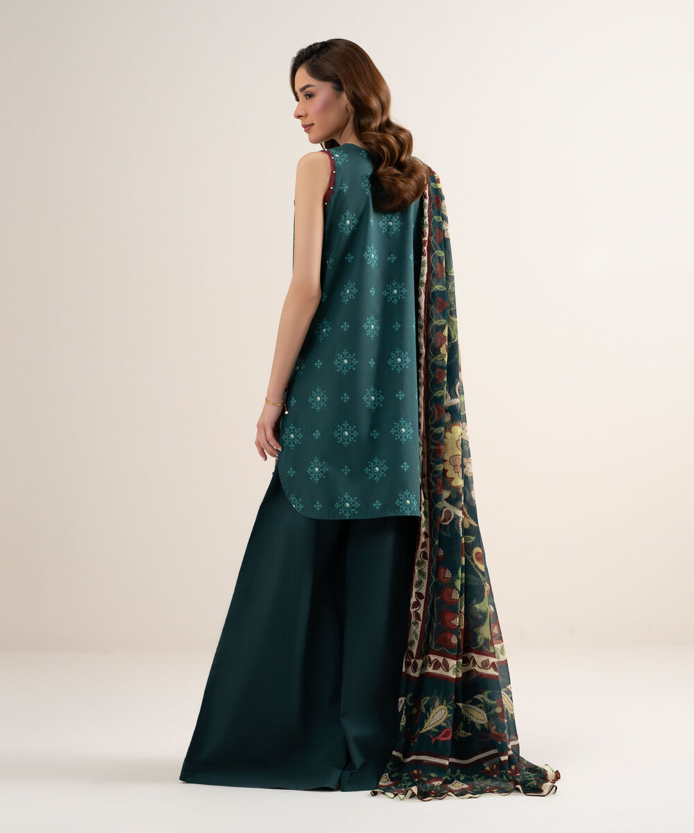 Women's Unstitched Lawn Embroidered Green 3 Piece Suit