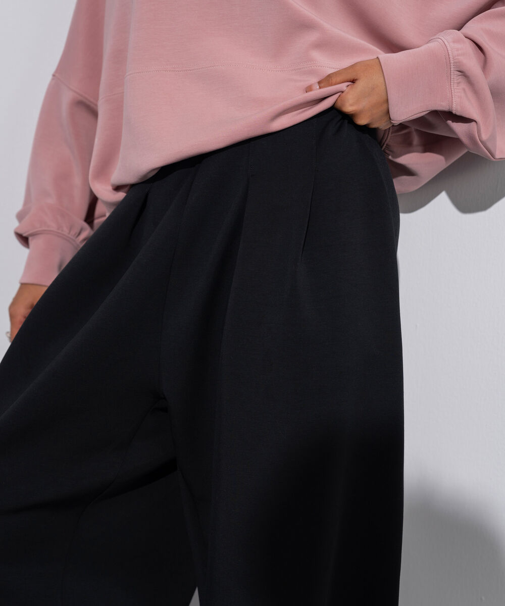 Women's Western Wear Black Soft-Lux Pleated Trousers