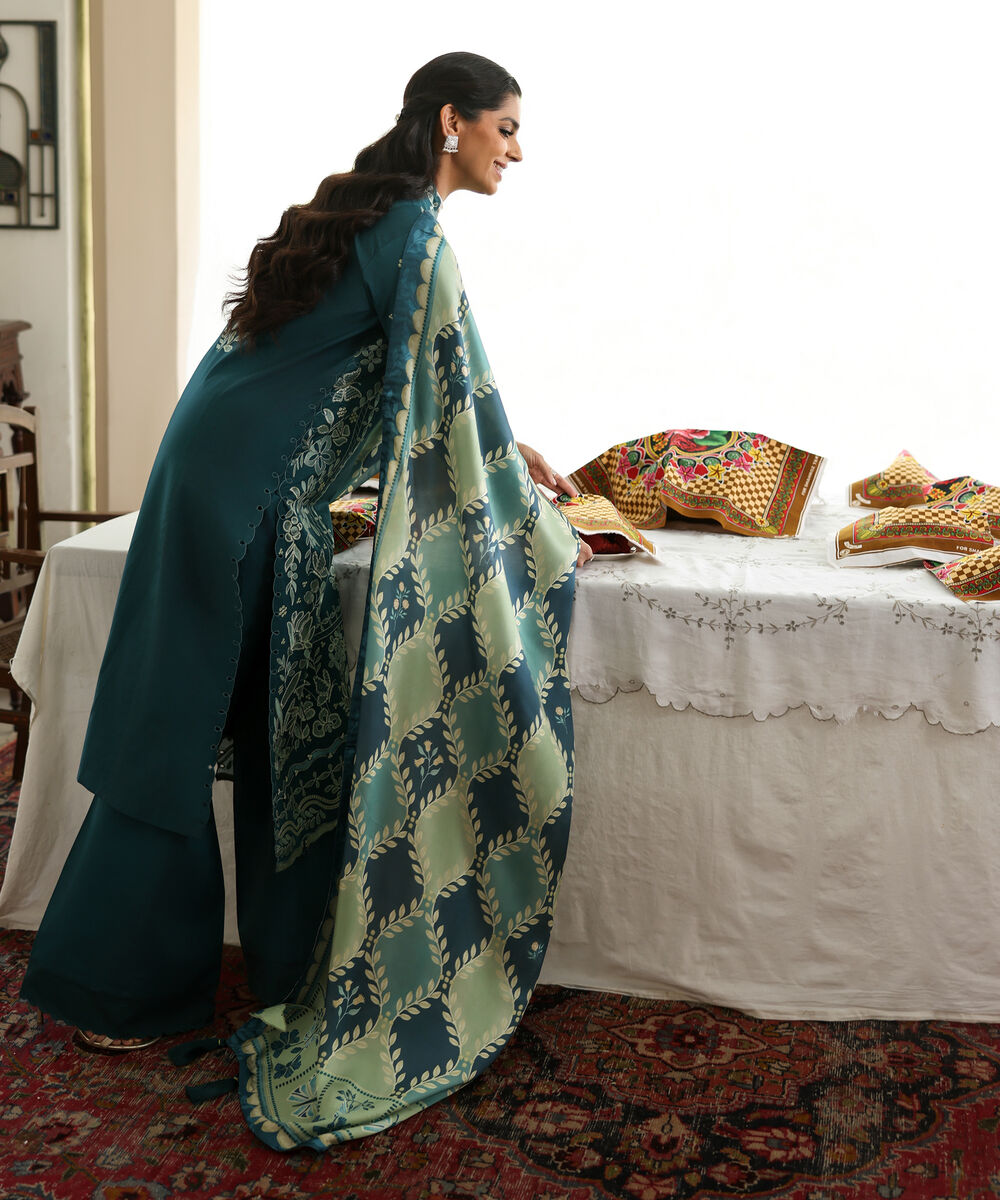 Women's Unstitched Textured Lawn Embroidered Green 3 Piece Suit