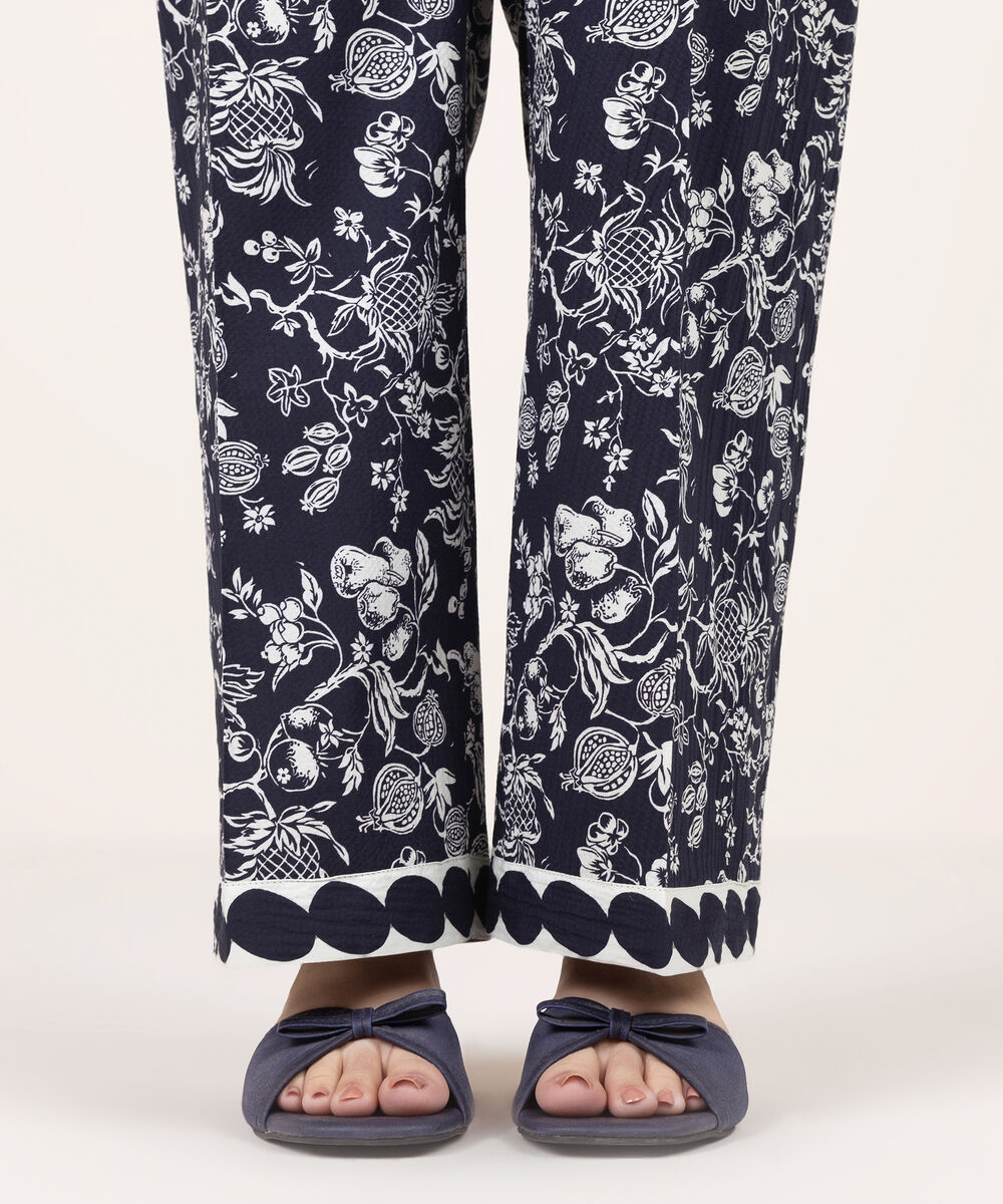 Women's RTW Seersucker Printed Black Straight Pants