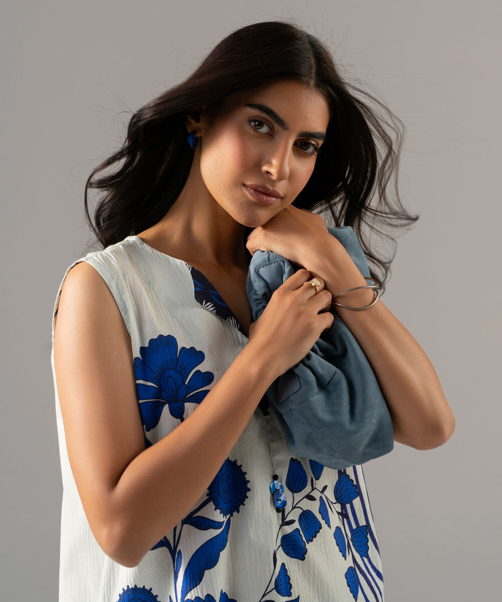 Women's RTW Seersucker Printed White A-Line Shirt