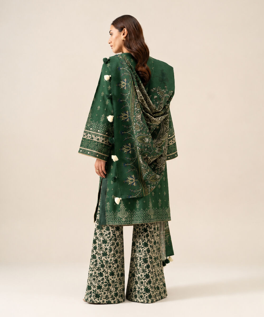 Women's Unstitched Light Khaddar Embroidered Green 3 Piece Suit