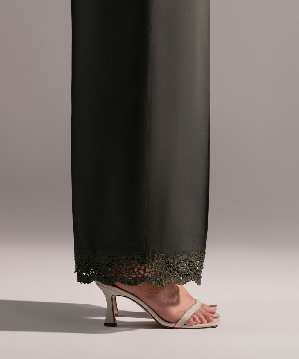 Women's RTW Cambric Solid Dark Green Culottes