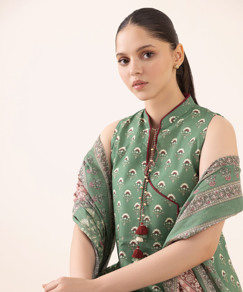Women's Unstitched Arabic Lawn Printed Green 3 Piece Suit