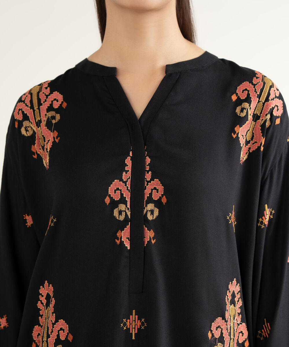 Women's RTW Bedford Embroidered Black Boxy Shirt