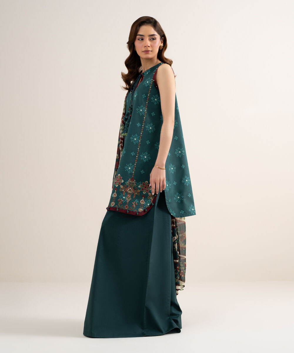 Women's Unstitched Lawn Embroidered Green 3 Piece Suit