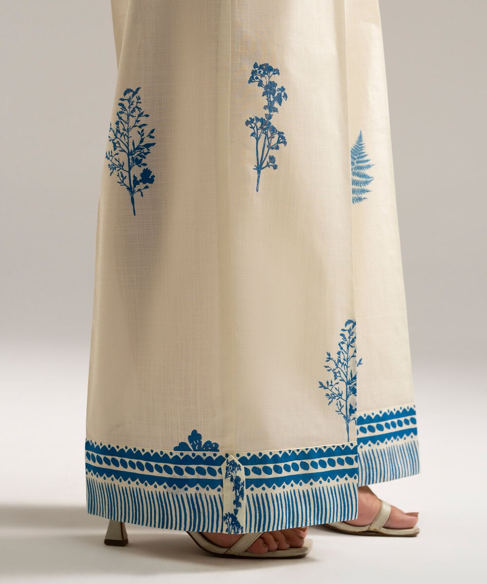 Women's RTW Cross Hatch Printed Off White Culottes