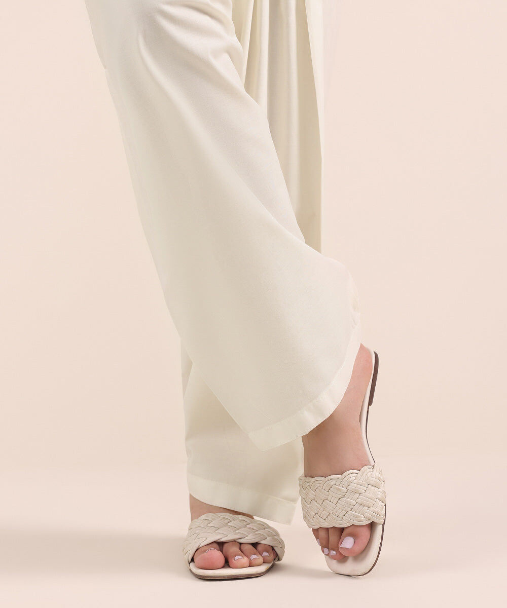 Woman - Off White Solid Cambric Shalwar