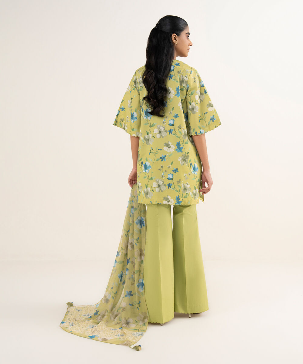 Women's Unstitched Lawn Embroidered Multi 3 Piece Suit