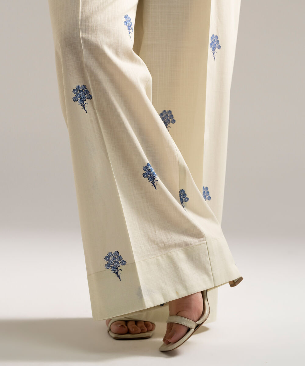 Women's RTW Cross Hatch Printed Off White Culottes