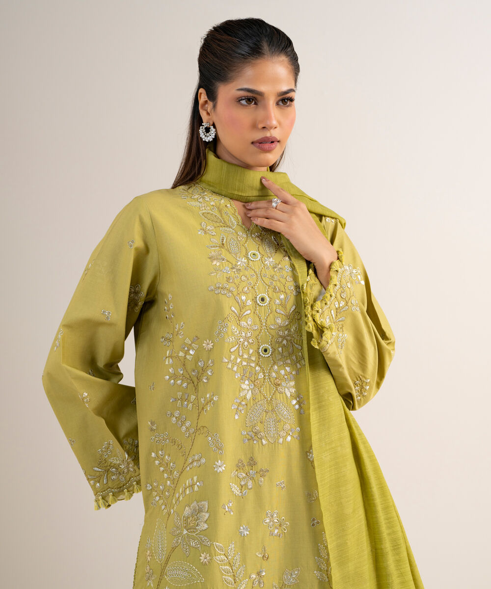 Women's Unstitched Lawn Embroidered Green 3 Piece Suit