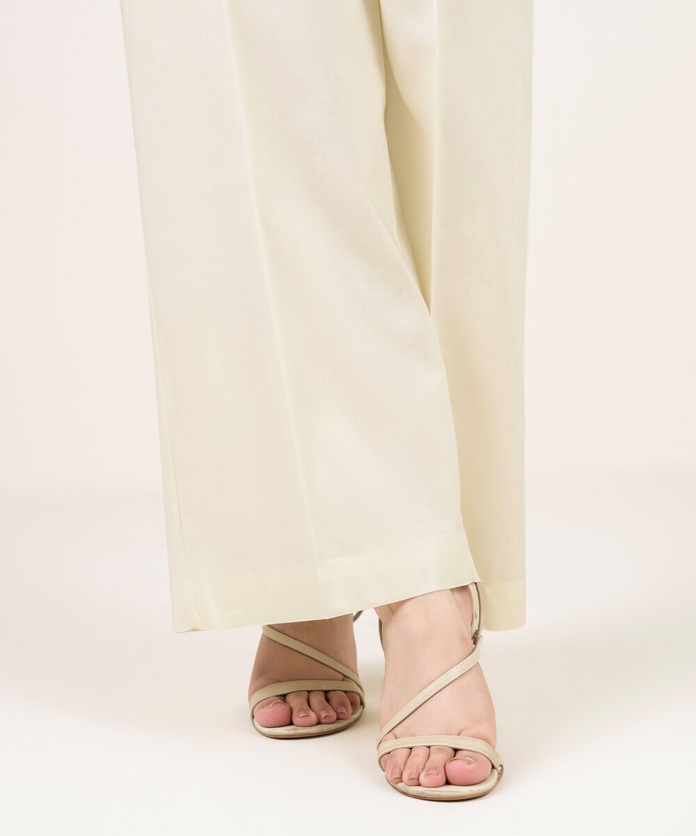 Women's RTW Cotton Viscose Solid Pale White Culottes