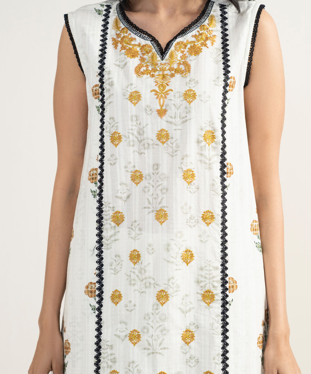 Women's RTW Dobby Embroidered White 3 Piece Suit