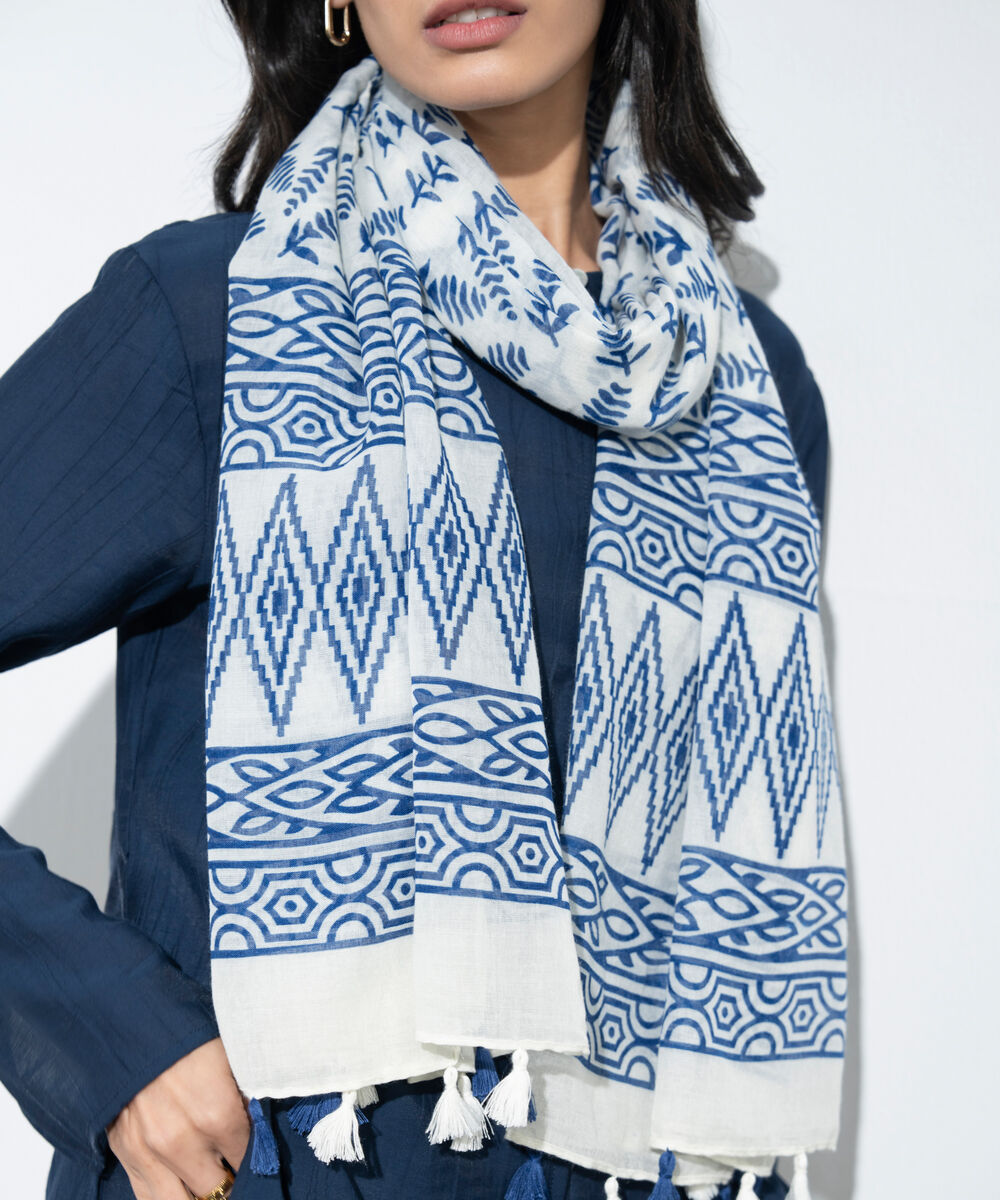 Women's Western White Printed Rectangular Scarf