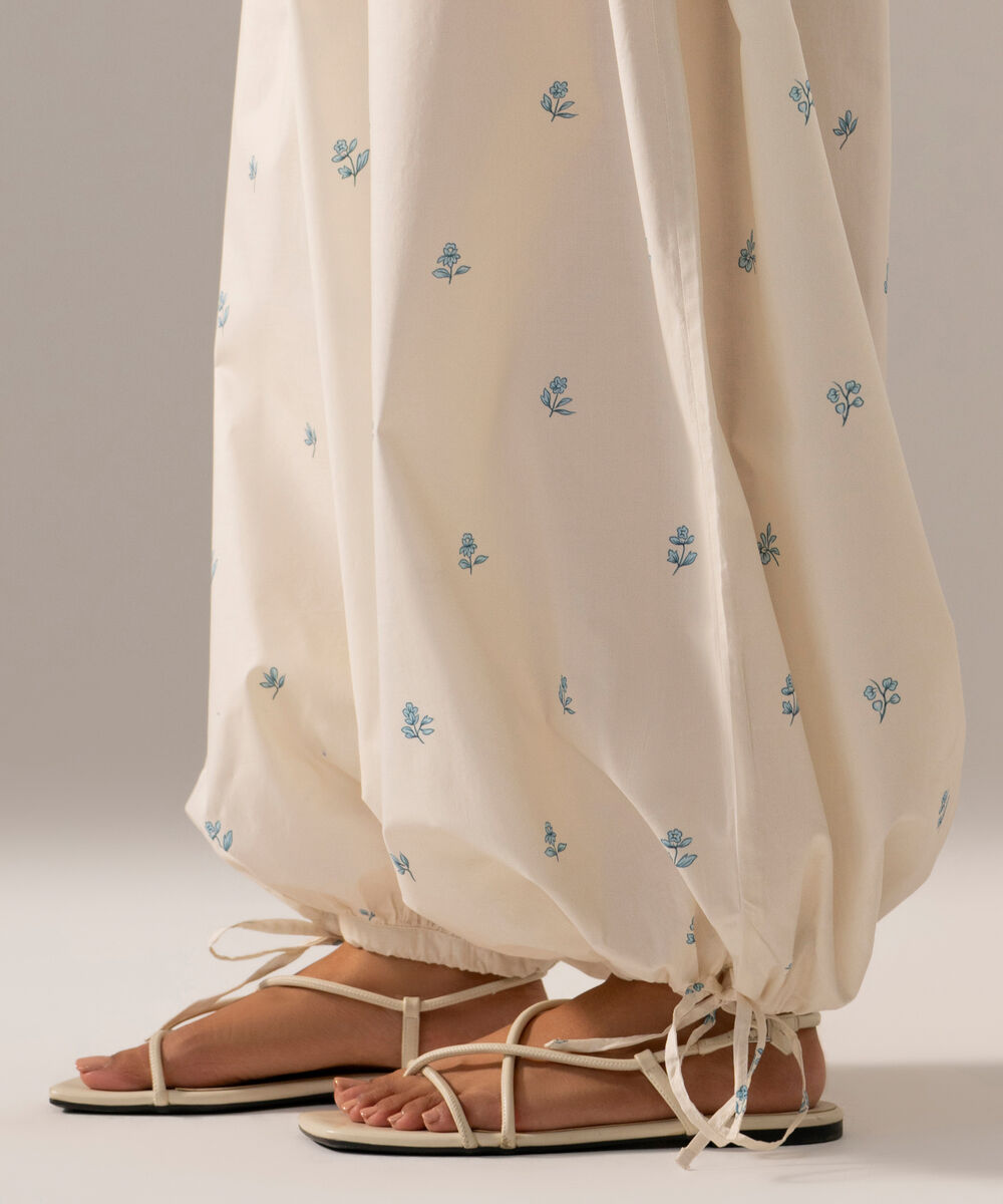 Women's RTW Poplin Printed White Balloon Pants