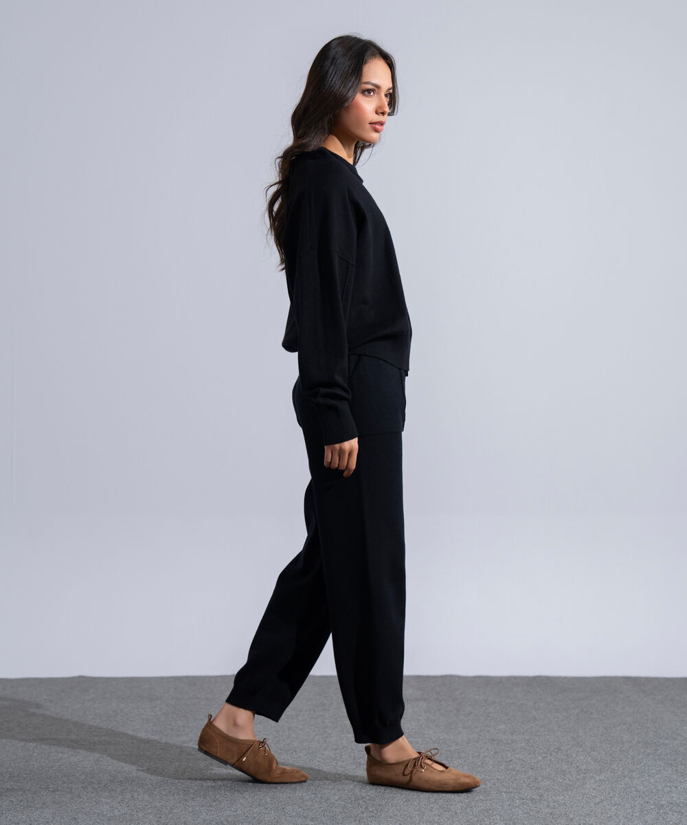 Women's Western Wear Black Round Neck Knit Jumper