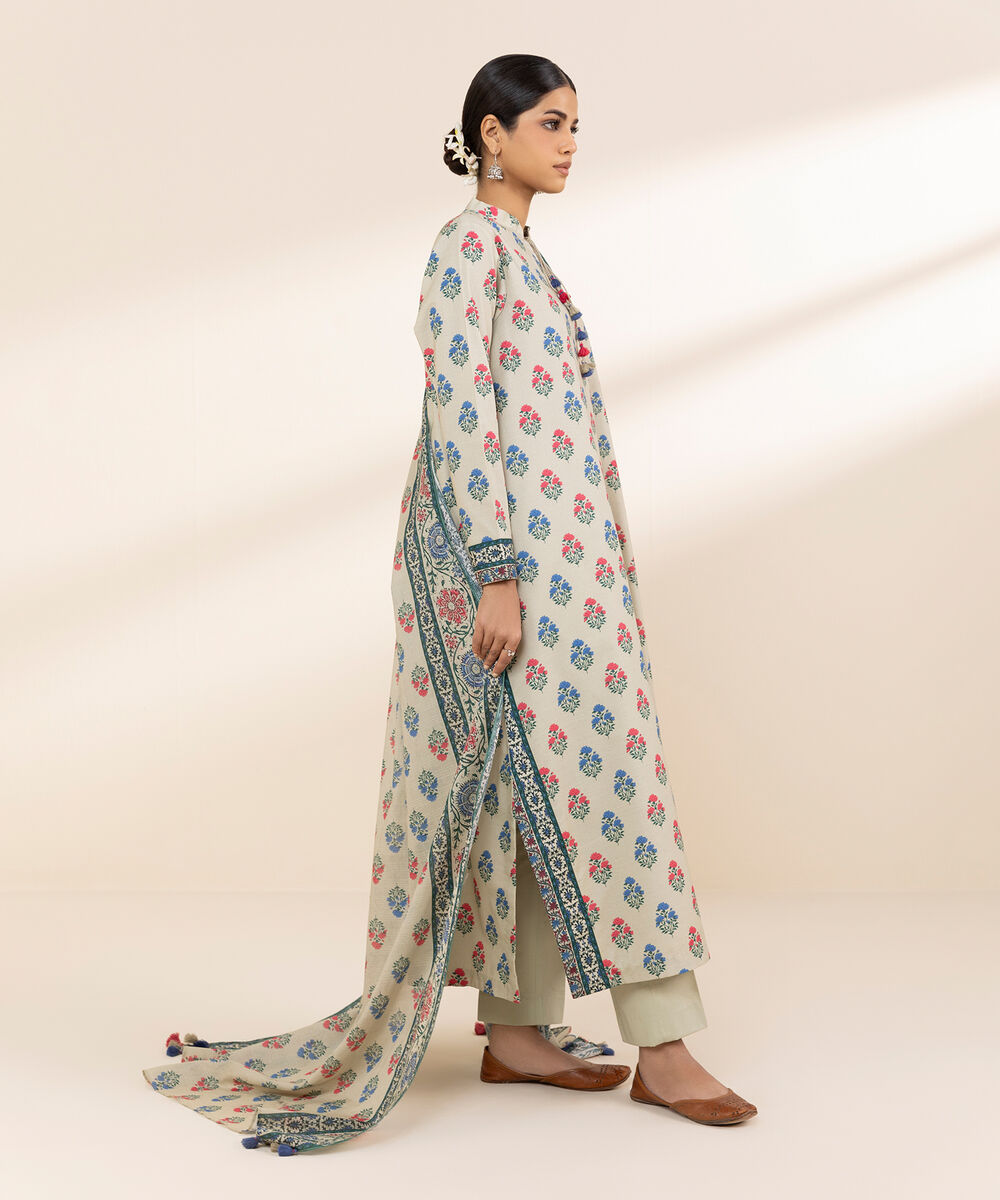 Women's Unstitched Lawn Printed Multi 3 Piece Suit