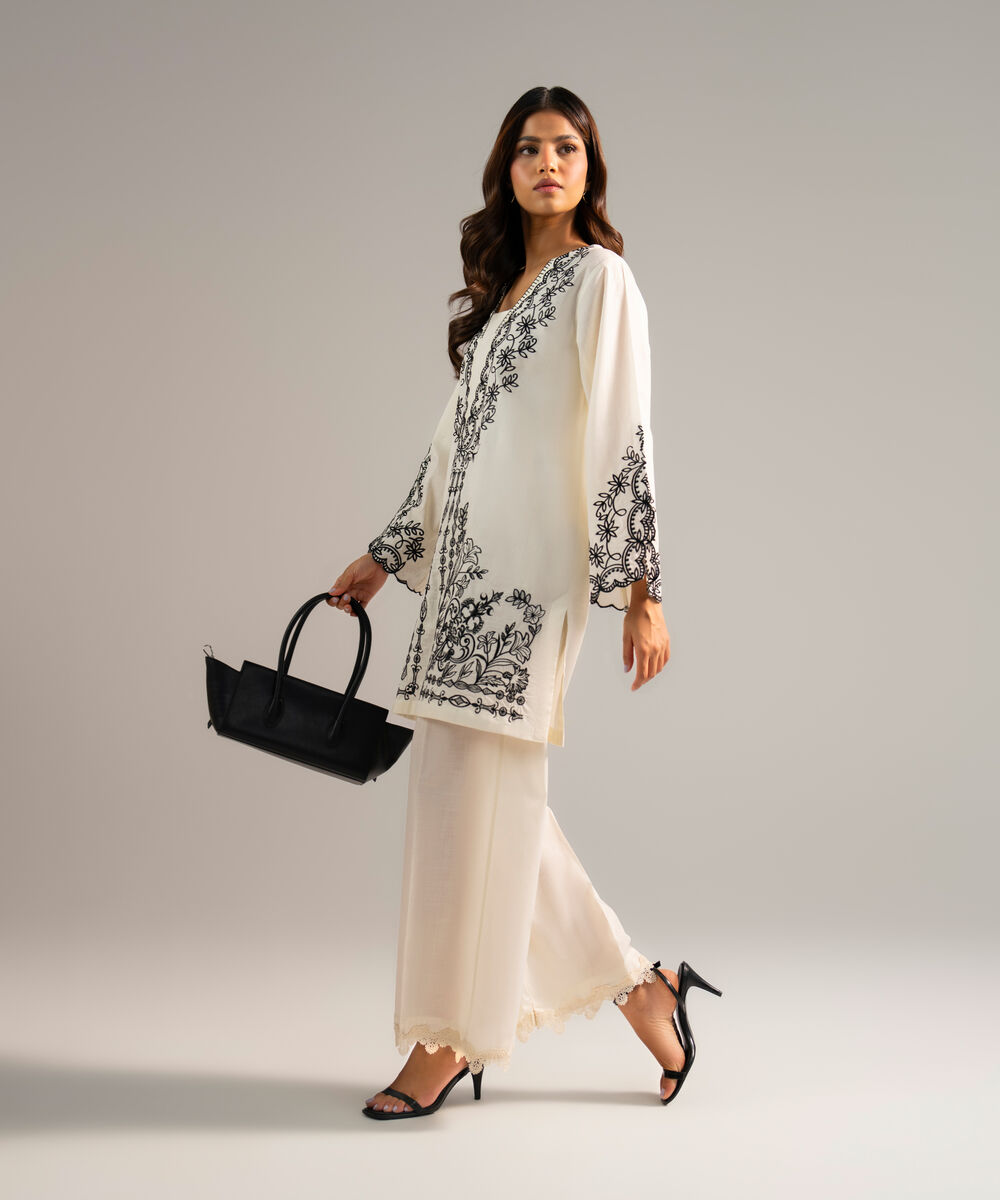 Women's RTW Crosshatch Embroidered Off White Straight Shirt