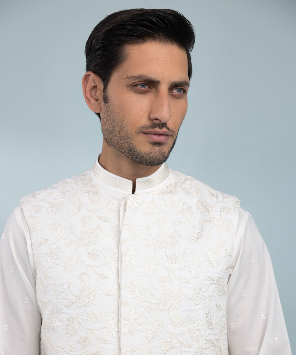 00002561DAD8 00002561DAD8 Men's Waistcoat