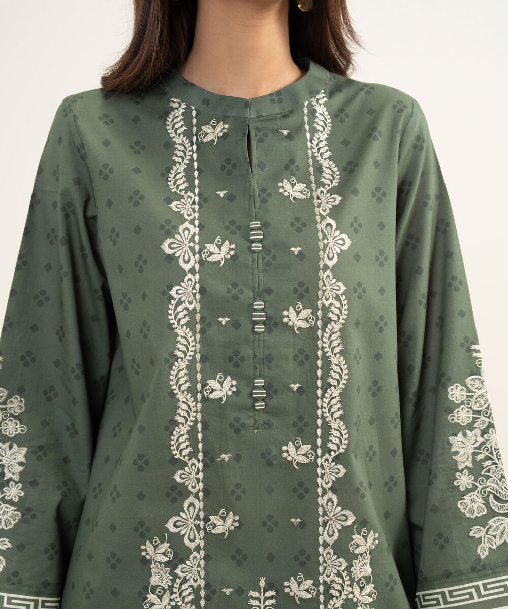 Women's Unstitched Lawn Embroidered Green 3 Piece Suit