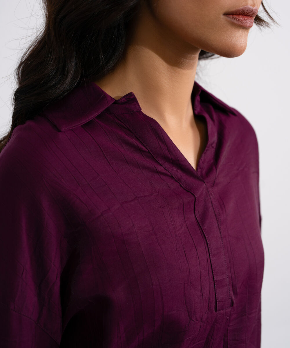 Women's Magenta Textured V- Neck Top